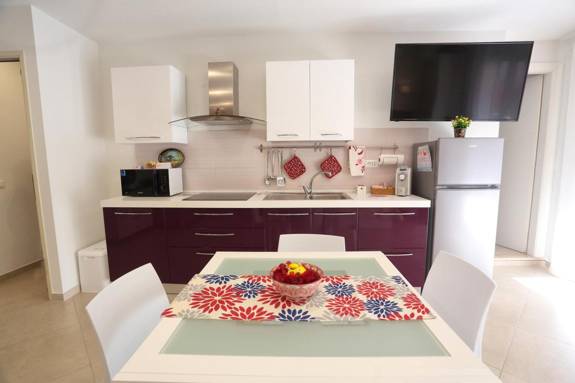 Theos Holidays Apartments Giardini Naxos Exteriör bild